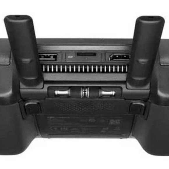 New DJI Mavic 2 Zoom with Smart Controller - Picture 8 of 14